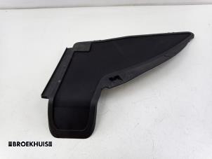 Gebruikte Afdekplaat diversen BMW i3 (I01) i3s Prijs € 20,00 Margeregeling aangeboden door Autobedrijf Broekhuis B.V.