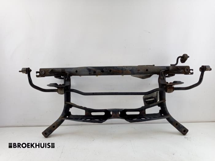 Gebruikte Subframe Volkswagen Jetta IV (162/16A) 1.4 TSI Hybrid 16V Prijs € 75,00 Margeregeling aangeboden door Autobedrijf Broekhuis B.V.