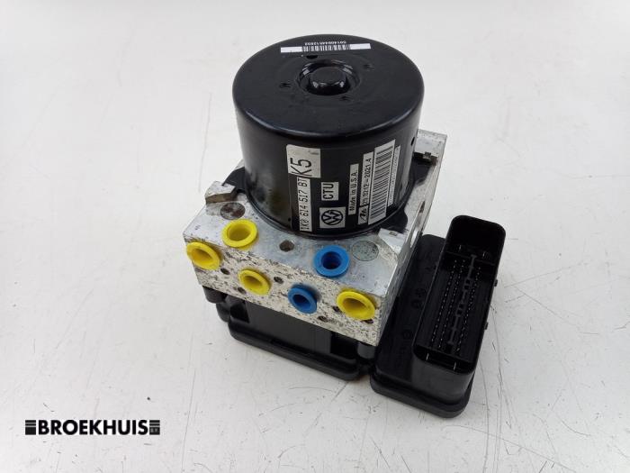 Gebruikte ABS Pomp Volkswagen Jetta IV (162/16A) 1.4 TSI Hybrid 16V Prijs € 225,00 Margeregeling aangeboden door Autobedrijf Broekhuis B.V.