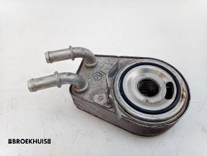 Gebruikte Oliekoeler Renault Twingo III (AH) 1.0 SCe 75 12V Prijs € 150,00 Margeregeling aangeboden door Autobedrijf Broekhuis B.V.