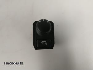 Gebruikte Schakelaar Spiegel Suzuki Swift (ZA/ZC/ZD) Prijs € 15,00 Margeregeling aangeboden door Autobedrijf Broekhuis B.V.