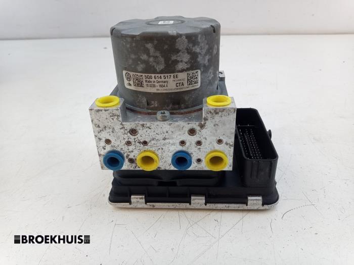 Gebruikte ABS Pomp Audi Q2 (GAB/GAG) 1.0 30 TFSI 12V Prijs € 150,00 Margeregeling aangeboden door Autobedrijf Broekhuis B.V.