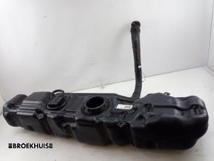 Gebruikte Brandstoftank Mercedes Sprinter 3,5t (906.63) 313 CDI 16V Prijs € 114,95 Inclusief btw aangeboden door Autobedrijf Broekhuis B.V.