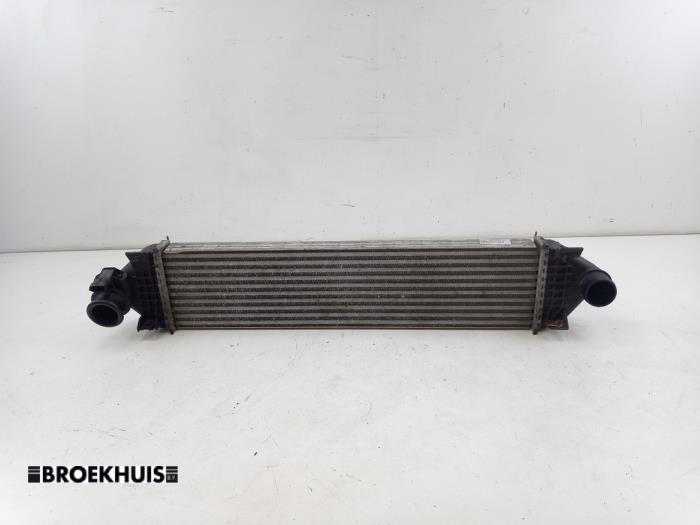 Gebruikte Intercooler Volvo V40 (MV) 1.6 T3 GTDi 16V Prijs € 45,00 Margeregeling aangeboden door Autobedrijf Broekhuis B.V.