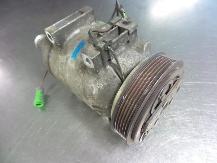 Gebruikte Aircopomp Audi A6 Avant (C4) 2.5 TDI, Autom. Prijs € 40,00 Margeregeling aangeboden door Autobedrijf Broekhuis B.V.