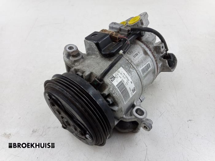 Gebruikte Aircopomp Renault Twingo III (AH) 1.0 SCe 75 12V Prijs € 175,00 Margeregeling aangeboden door Autobedrijf Broekhuis B.V.