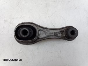 Gebruikte Motorrubber Renault Twingo III (AH) 1.0 SCe 75 12V Prijs € 20,00 Margeregeling aangeboden door Autobedrijf Broekhuis B.V.