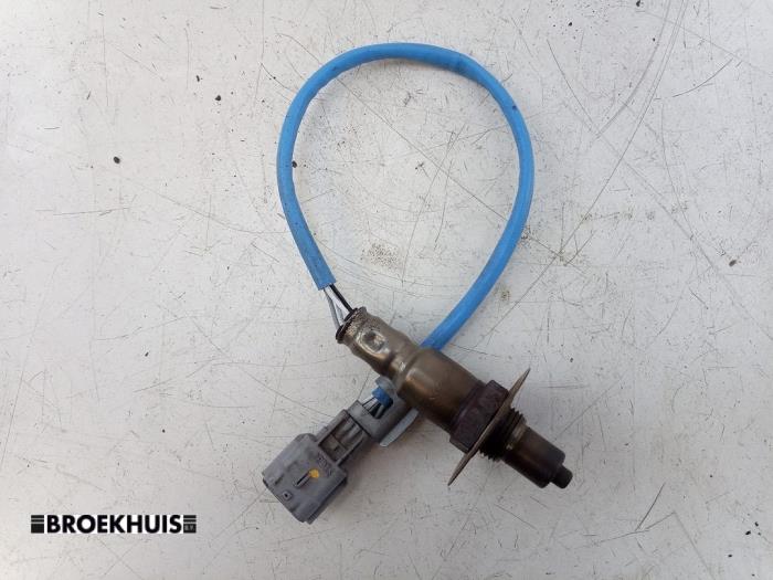 Gebruikte Lambda Sonde Renault Twingo III (AH) 1.0 SCe 75 12V Prijs € 25,00 Margeregeling aangeboden door Autobedrijf Broekhuis B.V.