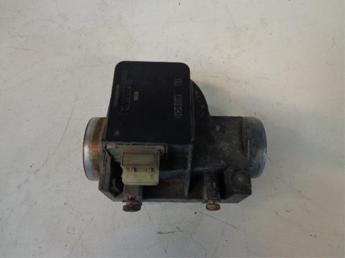 Gebruikte Luchtregelklep Audi A6 Avant (C4) 2.5 TDI, Autom. Prijs € 40,00 Margeregeling aangeboden door Autobedrijf Broekhuis B.V.