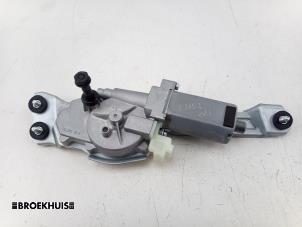 Gebruikte Ruitenwissermotor achter Hyundai Tucson (NX) 1.6 T-GDI Hybrid 48V Prijs € 120,00 Margeregeling aangeboden door Autobedrijf Broekhuis B.V.