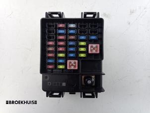 Gebruikte Zekeringkast Hyundai Tucson (NX) 1.6 T-GDI Hybrid 48V Prijs € 125,00 Margeregeling aangeboden door Autobedrijf Broekhuis B.V.