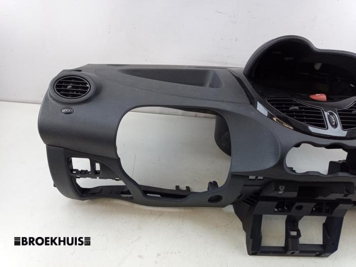 Dashboard van een Renault Twingo II (CN) 1.2 16V GT TCE eco2 2011