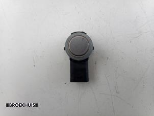 Gebruikte Sensor PDC Mercedes C (W205) C-300de 2.0 Turbo 16V Prijs € 15,00 Margeregeling aangeboden door Autobedrijf Broekhuis B.V.