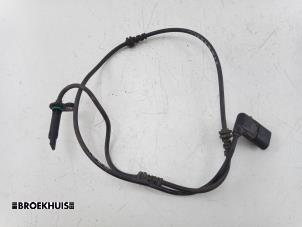 Gebruikte ABS Sensor Mercedes C (W205) C-300de 2.0 Turbo 16V Prijs € 25,00 Margeregeling aangeboden door Autobedrijf Broekhuis B.V.