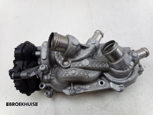 Gebruikte Waterpomp Skoda Octavia Combi (5EAC) 1.5 TSI Evo 16V Prijs € 75,00 Margeregeling aangeboden door Autobedrijf Broekhuis B.V.