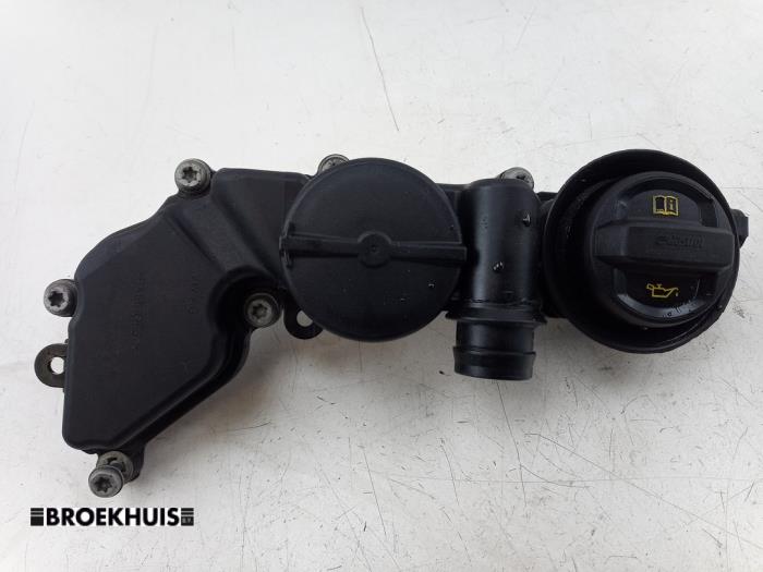 Gebruikte Kleppendeksel Skoda Octavia Combi (5EAC) 1.5 TSI Evo 16V Prijs € 30,00 Margeregeling aangeboden door Autobedrijf Broekhuis B.V.