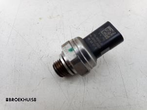 Gebruikte Oliedruk sensor Skoda Octavia Combi (5EAC) 1.5 TSI Evo 16V Prijs € 25,00 Margeregeling aangeboden door Autobedrijf Broekhuis B.V.