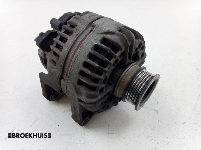 Gebruikte Dynamo Opel Zafira (M75) 1.8 16V Ecotec Prijs € 25,00 Margeregeling aangeboden door Autobedrijf Broekhuis B.V.