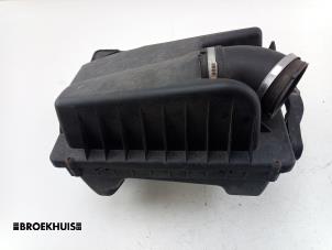 Gebruikte Luchtfilterhuis Opel Zafira (M75) 1.8 16V Ecotec Prijs € 30,00 Margeregeling aangeboden door Autobedrijf Broekhuis B.V.