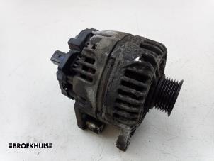 Gebruikte Dynamo Volkswagen Golf V (1K1) 1.4 TSI 122 16V Prijs € 30,00 Margeregeling aangeboden door Autobedrijf Broekhuis B.V.