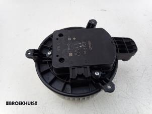 Gebruikte Kachel Ventilatiemotor Dodge 1500 Crew Cab (DS) 5.7 Hemi V8 4x4 Prijs € 151,25 Inclusief btw aangeboden door Autobedrijf Broekhuis B.V.