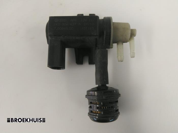 Gebruikte Overdrukklep Turbo Volkswagen Transporter T5 2.0 TDI DRF Prijs € 12,10 Inclusief btw aangeboden door Autobedrijf Broekhuis B.V.