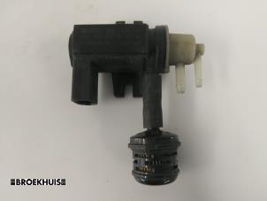 Gebruikte Turbo Overdrukklep Volkswagen Transporter T5 2.0 TDI DRF Prijs € 12,10 Inclusief btw aangeboden door Autobedrijf Broekhuis B.V.