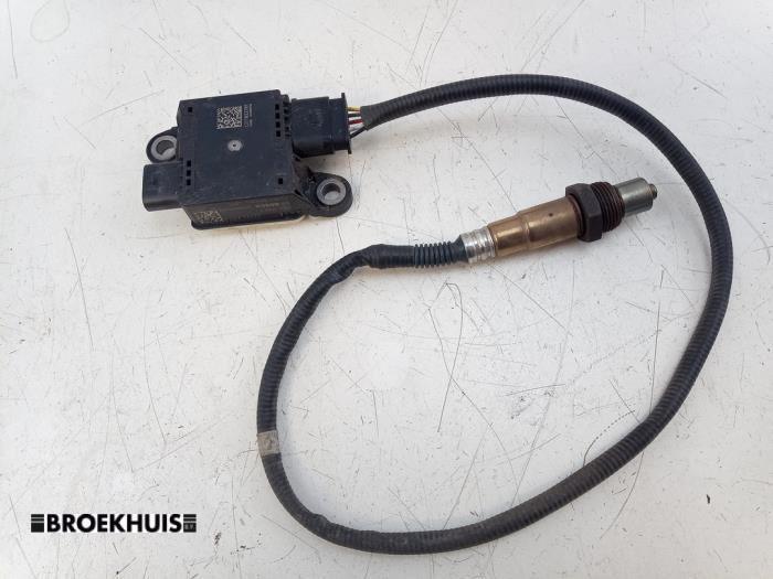 Gebruikte Nox sensor Renault Master III (EV/HV/UV/VA/VB/VD/VF/VG/VJ) 2.3 dCi 145 16V FWD Prijs € 302,50 Inclusief btw aangeboden door Autobedrijf Broekhuis B.V.