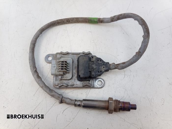 Gebruikte Nox sensor Renault Master III (EV/HV/UV/VA/VB/VD/VF/VG/VJ) 2.3 dCi 145 16V FWD Prijs € 302,50 Inclusief btw aangeboden door Autobedrijf Broekhuis B.V.