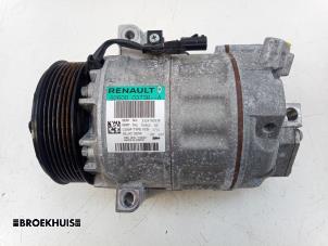 Gebruikte Aircopomp Renault Master III (EV/HV/UV/VA/VB/VD/VF/VG/VJ) 2.3 dCi 145 16V FWD Prijs € 211,75 Inclusief btw aangeboden door Autobedrijf Broekhuis B.V.