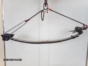 Gebruikte Bladveer achter Renault Master III (EV/HV/UV/VA/VB/VD/VF/VG/VJ) 2.3 dCi 145 16V FWD Prijs € 121,00 Inclusief btw aangeboden door Autobedrijf Broekhuis B.V.