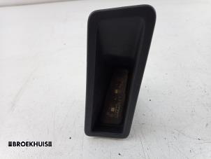 Gebruikte Kenteken Verlichting Dodge 1500 Crew Cab (DS) 5.7 Hemi V8 4x4 Prijs € 42,35 Inclusief btw aangeboden door Autobedrijf Broekhuis B.V.