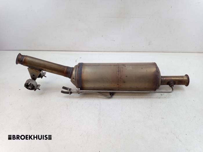 Gebruikte Roetfilter Peugeot Partner (EA//EF/EN/EU) 1.6 BlueHDi 100 Prijs € 302,50 Inclusief btw aangeboden door Autobedrijf Broekhuis B.V.