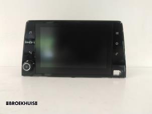 Gebruikte Display Multi Media regelunit Peugeot Partner (EA//EF/EN/EU) 1.6 BlueHDi 100 Prijs € 211,75 Inclusief btw aangeboden door Autobedrijf Broekhuis B.V.