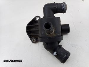 Gebruikte Thermostaathuis Seat Altea (5P1) 1.6 TDI 105 Prijs op aanvraag aangeboden door Autobedrijf Broekhuis B.V.