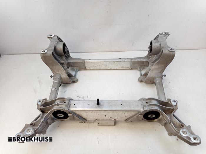 Gebruikte Subframe Audi e-tron (GEN) 55 quattro Prijs € 275,00 Margeregeling aangeboden door Autobedrijf Broekhuis B.V.