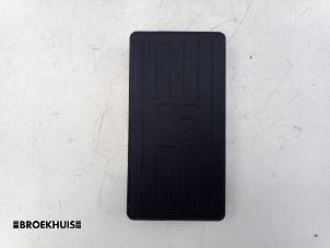 Gebruikte Telefoon Module Audi E-tron (GEN) 55 quattro Prijs € 60,00 Margeregeling aangeboden door Autobedrijf Broekhuis B.V.