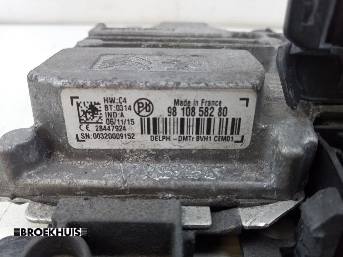 Start/Stop computer van een Peugeot 208 I (CA/CC/CK/CL) 1.6 Blue HDi 100 2015