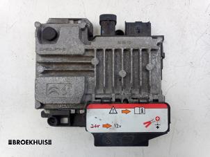 Gebruikte Start/Stop computer Peugeot 208 I (CA/CC/CK/CL) 1.6 Blue HDi 100 Prijs € 60,00 Margeregeling aangeboden door Autobedrijf Broekhuis B.V.