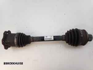 Gebruikte Aandrijfas rechts-voor Audi SQ5 (FYB/FYG) 3.0 TFSI V6 24V Prijs € 350,00 Margeregeling aangeboden door Autobedrijf Broekhuis B.V.