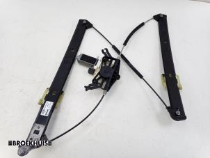 Gebruikte Raammechaniek 4Deurs rechts-voor Audi SQ5 (FYB/FYG) 3.0 TFSI V6 24V Prijs € 100,00 Margeregeling aangeboden door Autobedrijf Broekhuis B.V.