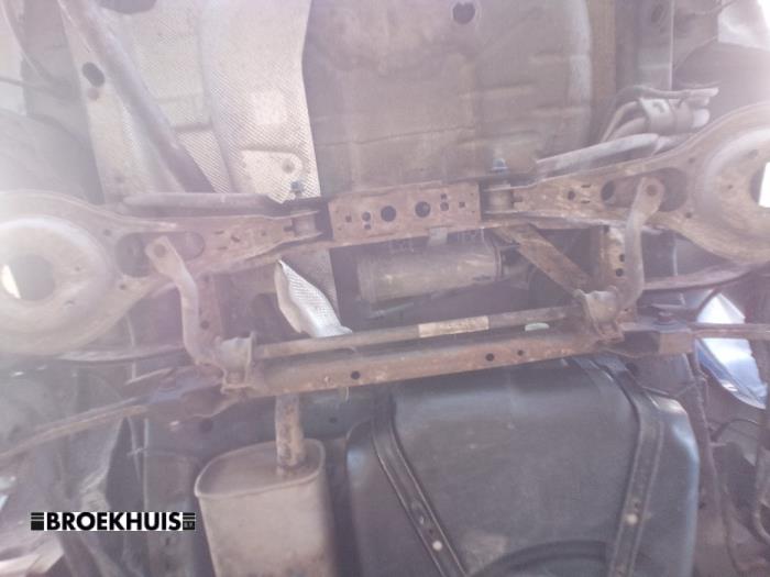 Gebruikte Subframe Ford C-Max (DXA) 1.0 Ti-VCT EcoBoost 12V 125 Prijs € 150,00 Margeregeling aangeboden door Autobedrijf Broekhuis B.V.