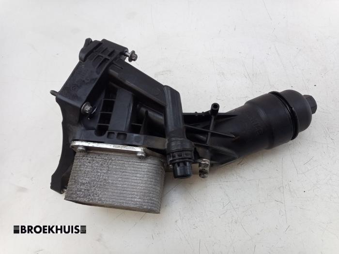 Gebruikte Oliefilterhuis BMW 4 serie Gran Coupe (F36) 420i 2.0 TwinPower Turbo 16V Prijs € 70,00 Margeregeling aangeboden door Autobedrijf Broekhuis B.V.