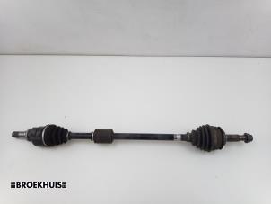 Gebruikte Cardanas rechts-voor (VWA) Toyota Yaris III (P13) 1.5 16V Hybrid Prijs € 60,00 Margeregeling aangeboden door Autobedrijf Broekhuis B.V.