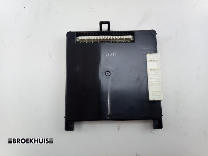 Computer Body Control van een Toyota Yaris III (P13) 1.5 16V Hybrid 2019