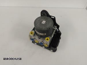 Gebruikte ABS Pomp Seat Ateca (5FPX) 1.0 TSI 12V Prijs € 150,00 Margeregeling aangeboden door Autobedrijf Broekhuis B.V.