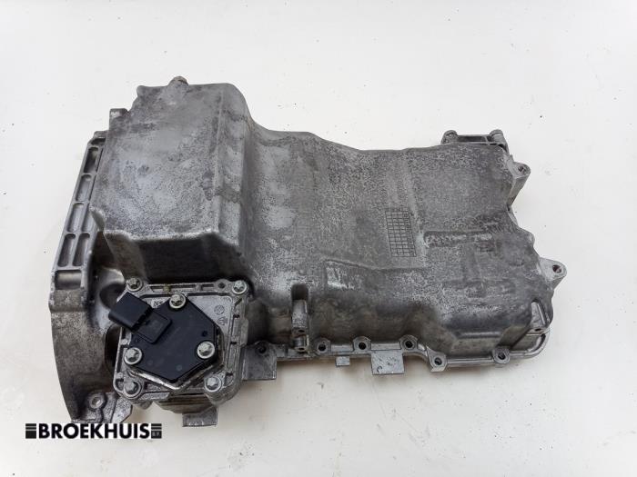 Gebruikte Carterpan Mercedes E (C238) E-200 EQ Boost 2.0 Turbo 16V Prijs € 150,00 Margeregeling aangeboden door Autobedrijf Broekhuis B.V.
