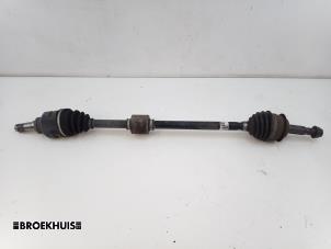 Gebruikte Cardanas rechts-voor (VWA) Toyota Yaris III (P13) 1.5 16V Hybrid Prijs € 90,00 Margeregeling aangeboden door Autobedrijf Broekhuis B.V.