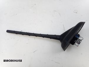 Gebruikte Antenne Seat Ateca (5FPX) 1.0 TSI 12V Prijs € 25,00 Margeregeling aangeboden door Autobedrijf Broekhuis B.V.