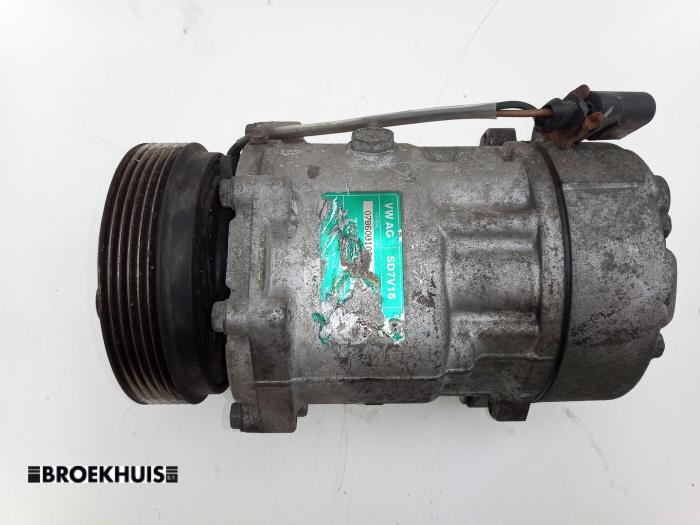 Gebruikte Pomp Airco Volkswagen Caddy III (2KA,2KH,2CA,2CH) 1.9 TDI Prijs € 102,85 Inclusief btw aangeboden door Autobedrijf Broekhuis B.V.